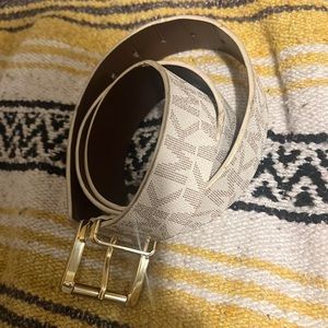 Michael Kors belt
